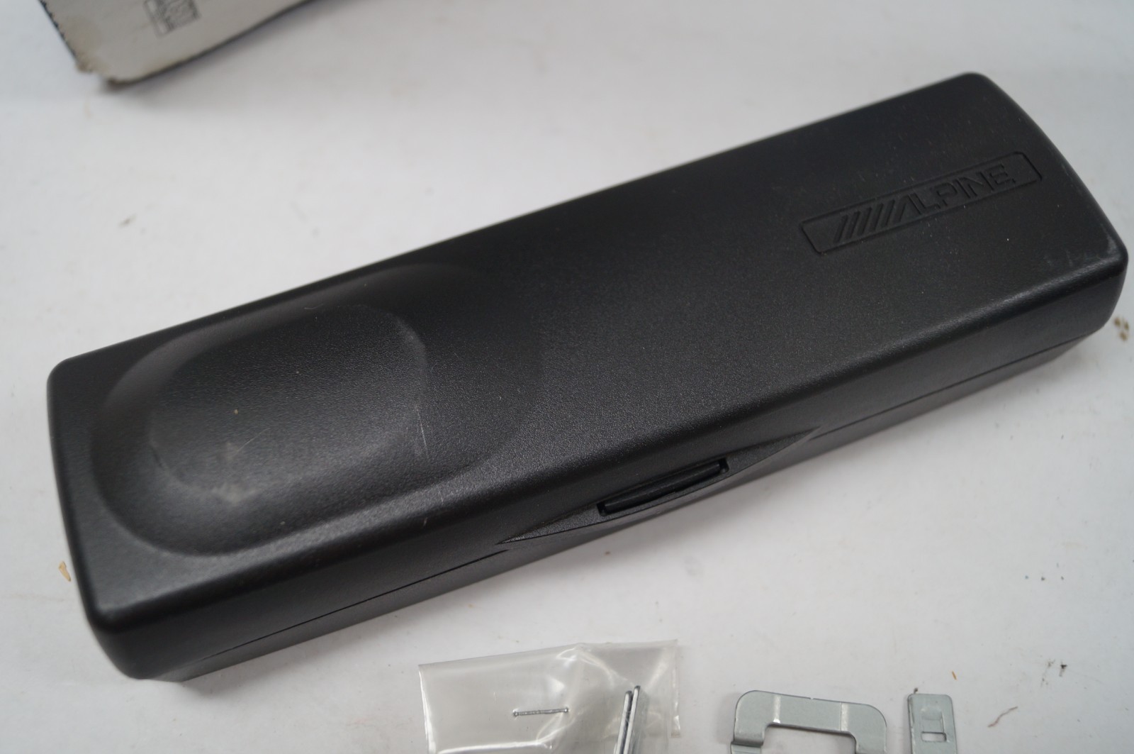 Alpine CDE-100 CD Player MP3 In-Dash Auto Radio USB Detachable Face WORKING F153