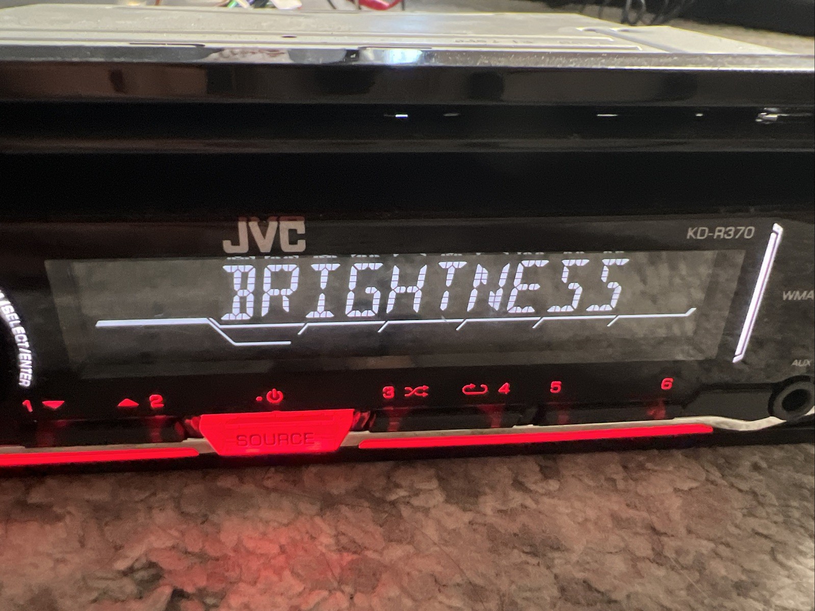 JVC KD-R370 Car Stereo CD MP3 WMA Player Radio Receiver – Turn On