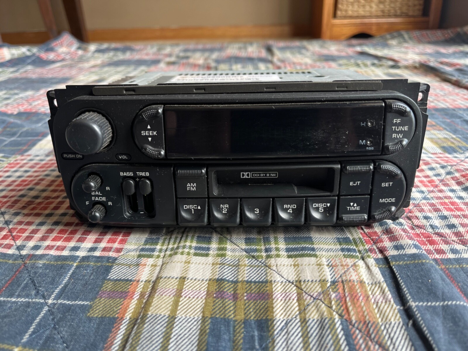 PART NO. P05091555AF DAIMLER Chrysler AM/FM Cassette Stereo. Dodge Jeep Ram