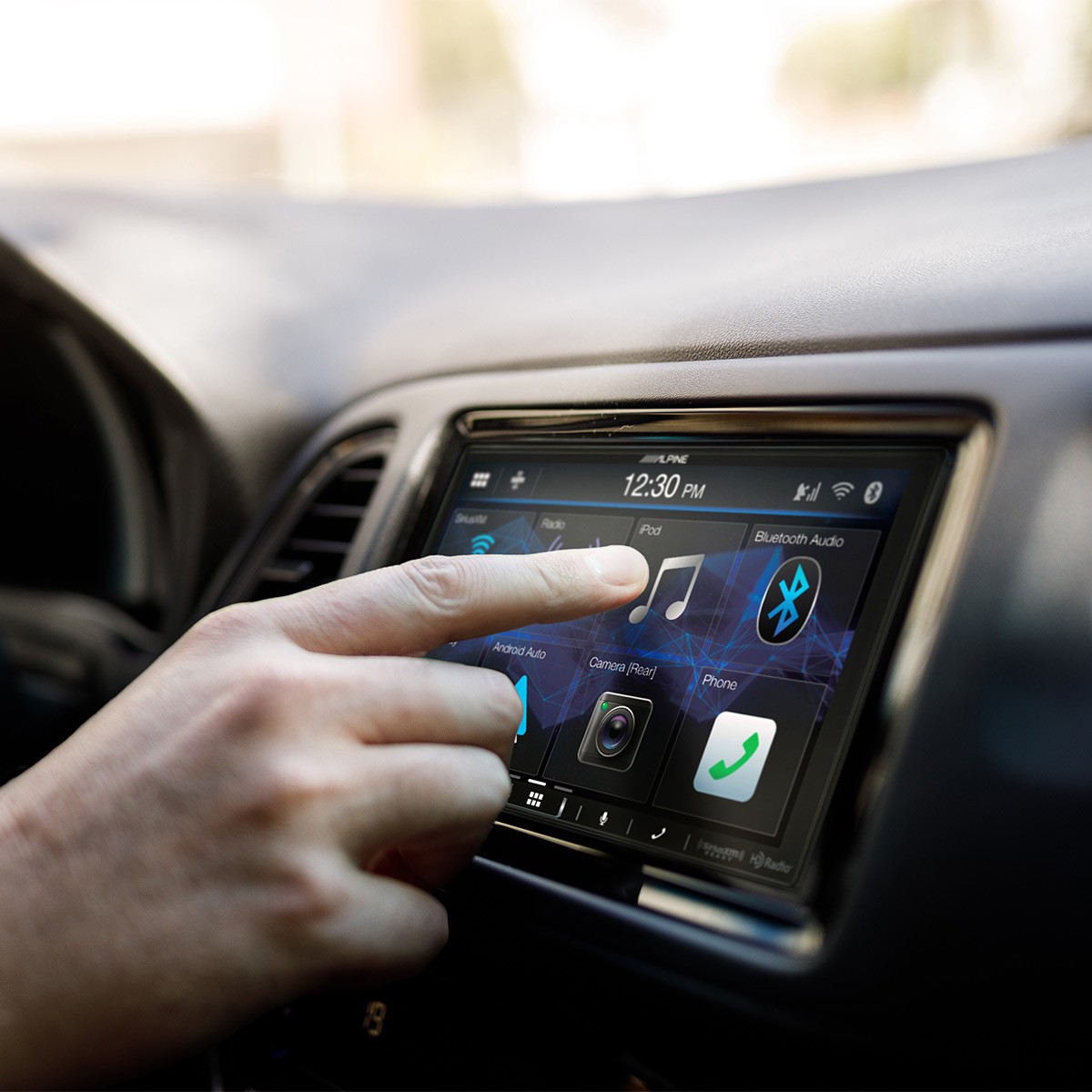 Alpine iLX-407 7″ Shallow-Chassis Multimedia Receiver