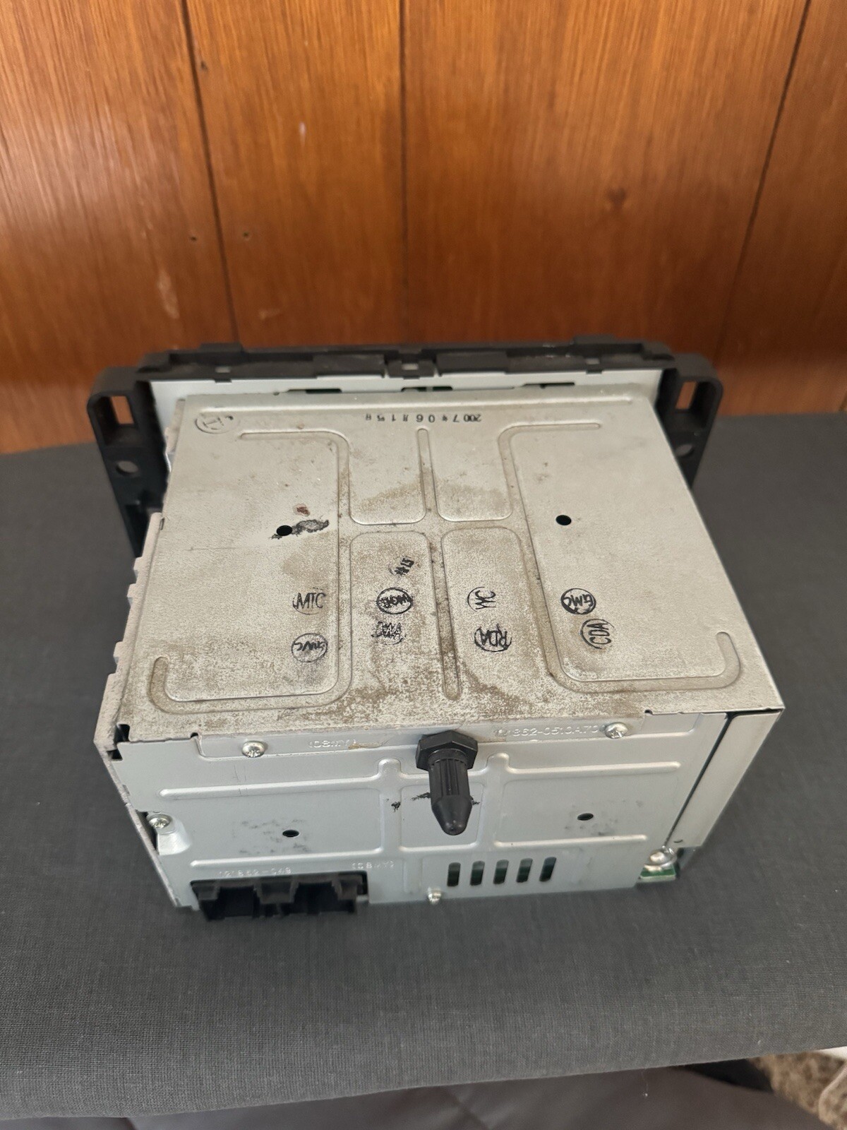 GMC/Chevy (Impala) Radio CD AM FM & Aux input