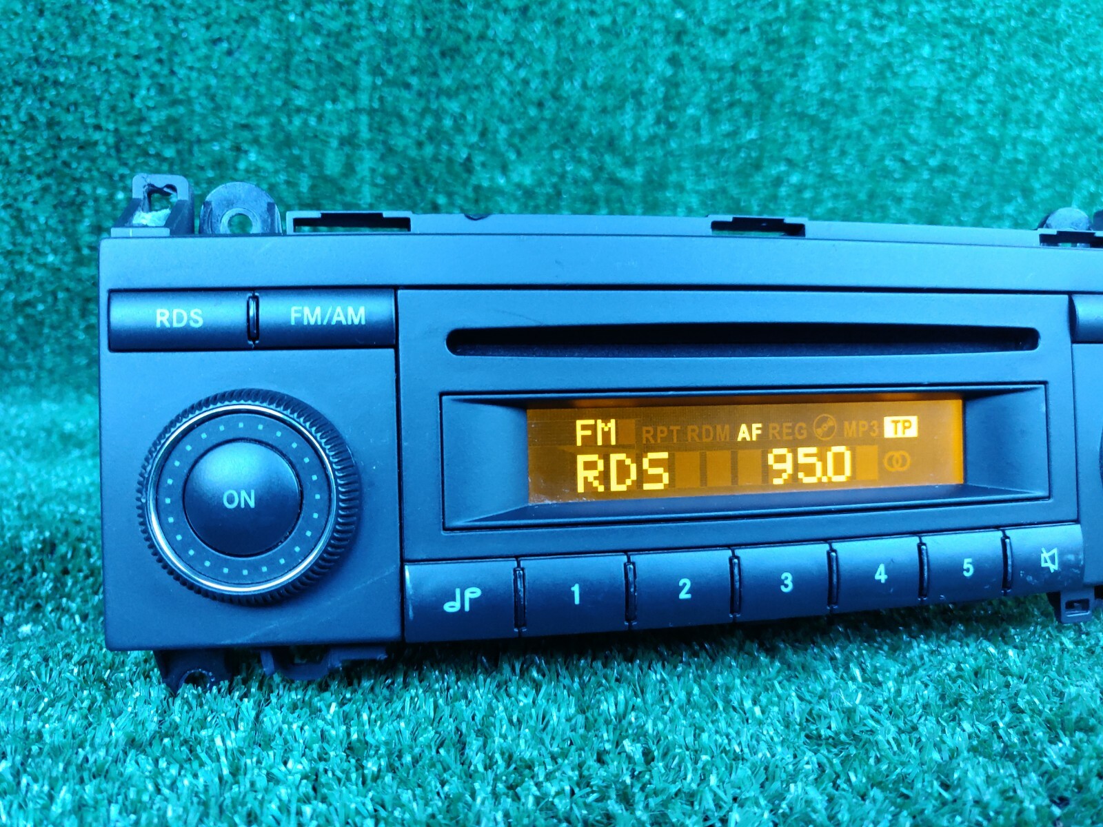 Mercedes Benz Original Car Radio Audio 5 Be9012 A1698200886 Oem Part