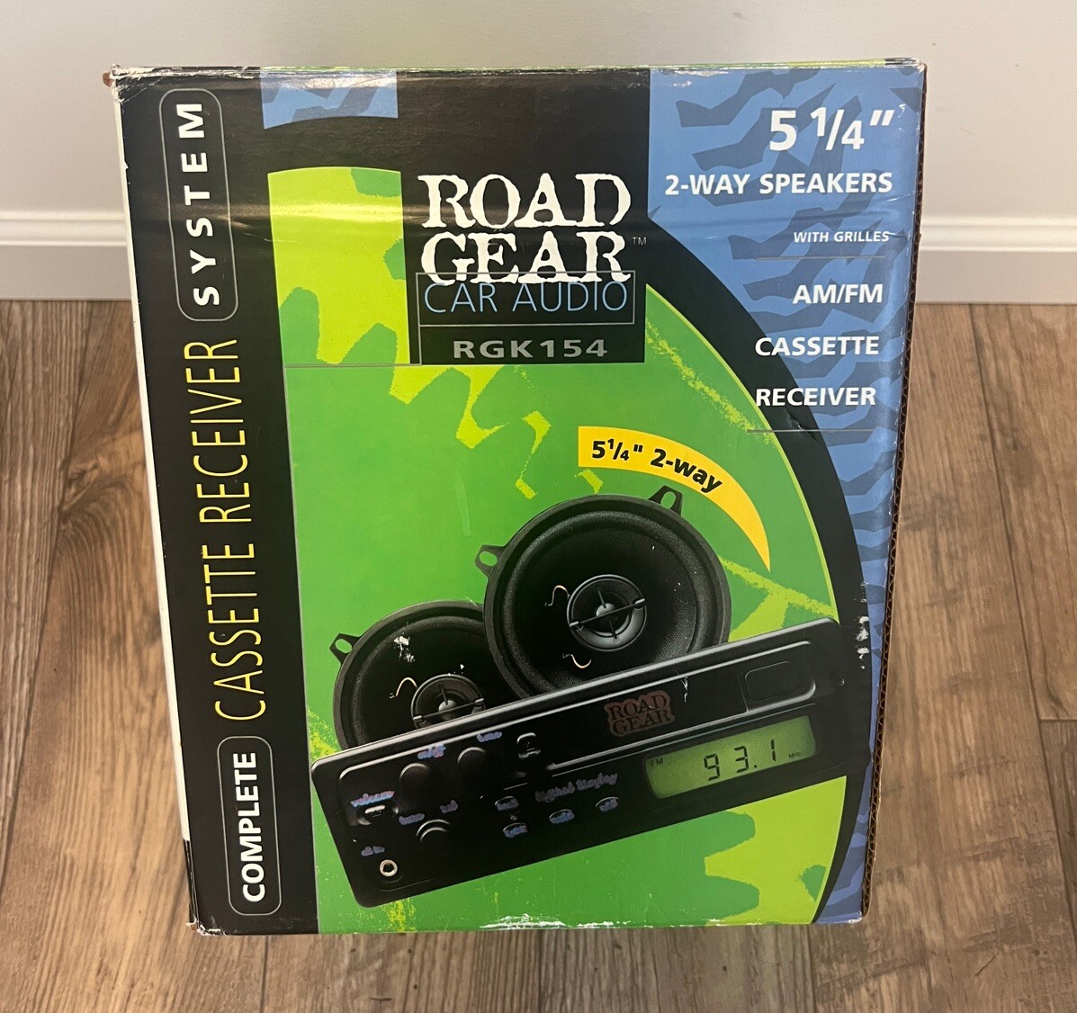 ROAD GEAR Car Audio RGK154 Cassette Receiver, Speakers, Complete System NEW Vint