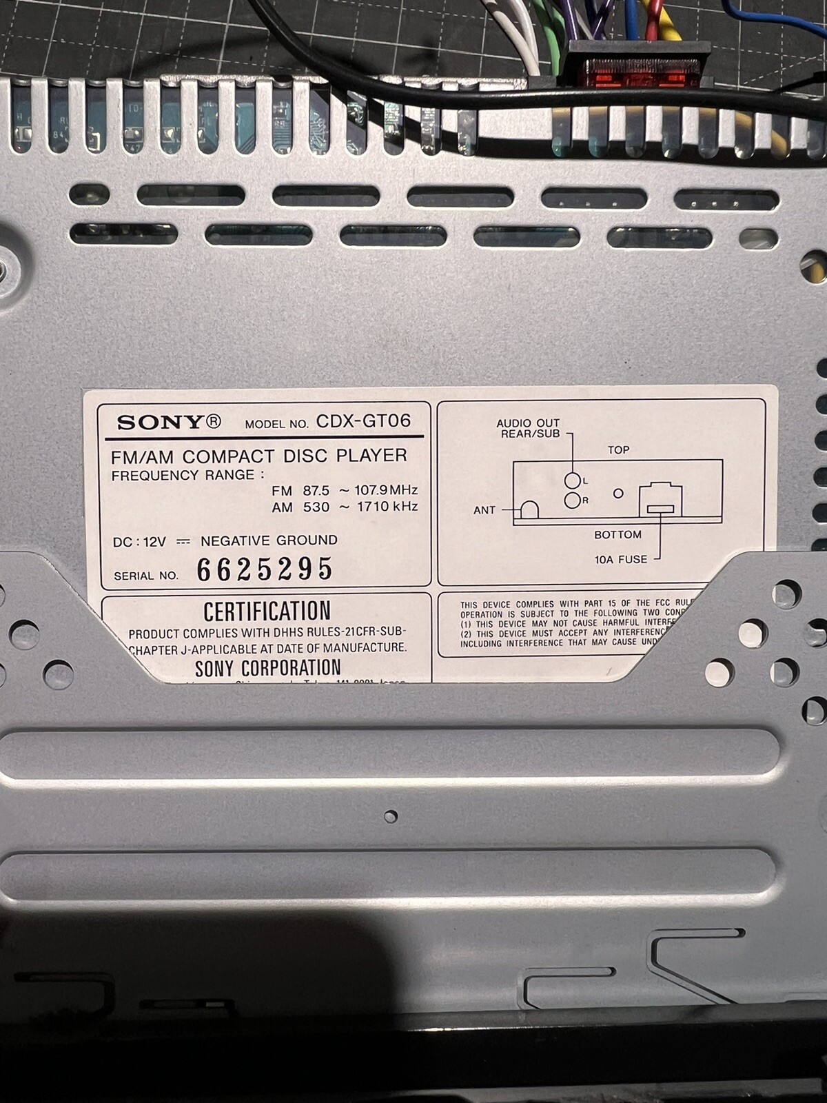 Sony CDX-GT06 AM/FM Radio CD Player Detachable Face