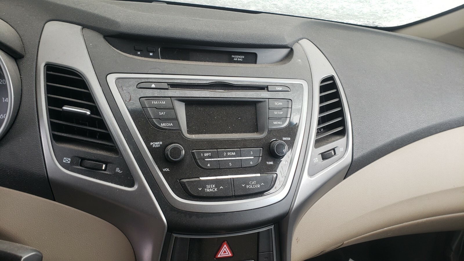 14 15 16 Hyundai Elantra Radio CD Stereo OEM