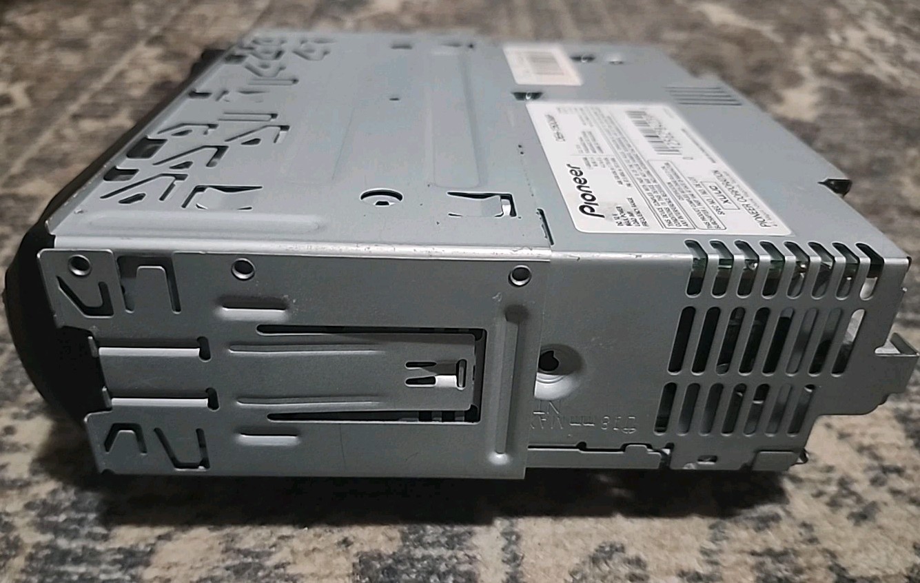 Pioneer DEH-1900MP, CD/MP3, 200 watts (UNTESTED)
