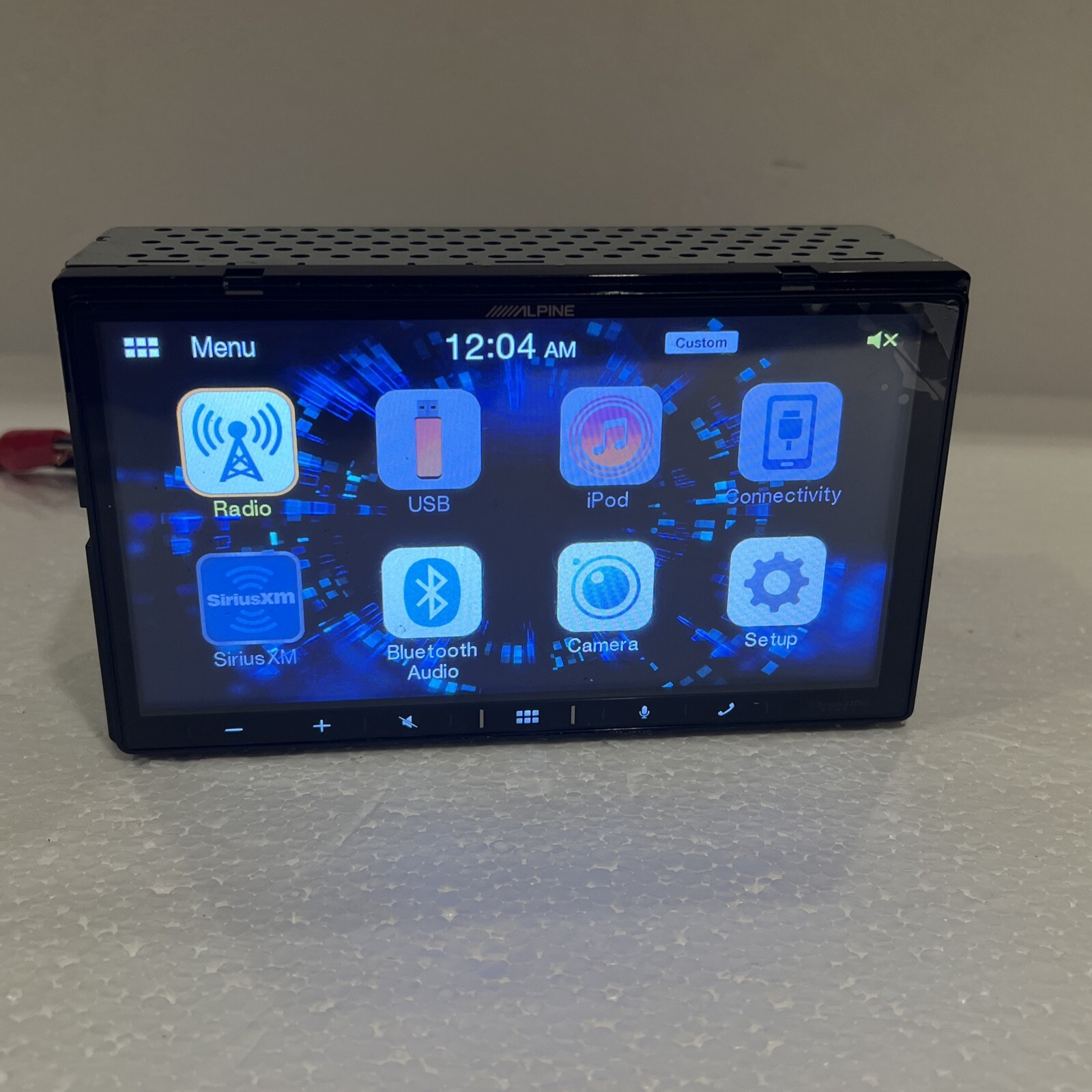 ALPINE iLX-W650 7″ Shallow Car Digital Media Bluetooth Receiver CarPlay/Android