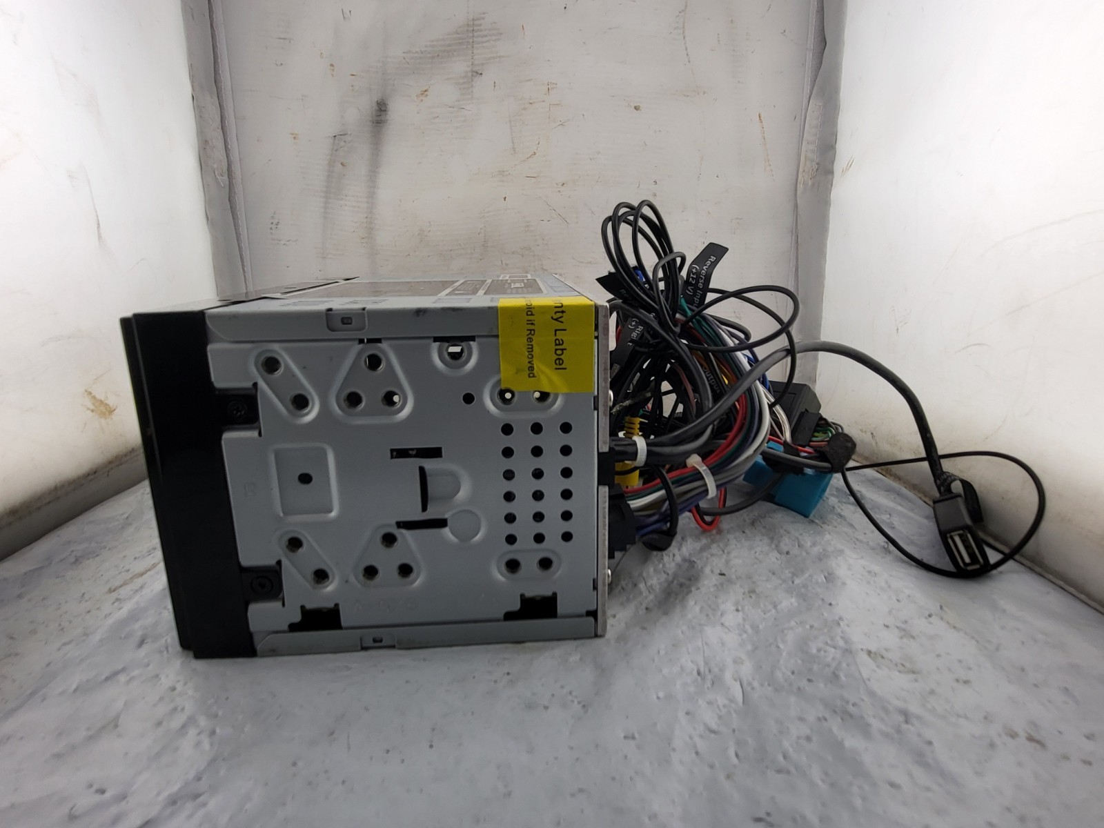 Sound Storm Laboratories DD988ACP Car Audio Stereo System