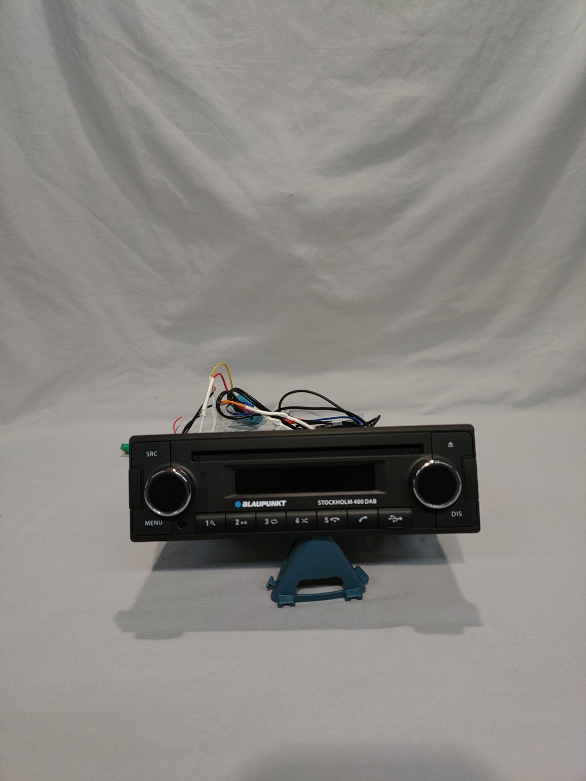 Blaupunkt Stockholm 400 DAB 1 DIN Car Radio/CD player/stereo w/ Bluetooth