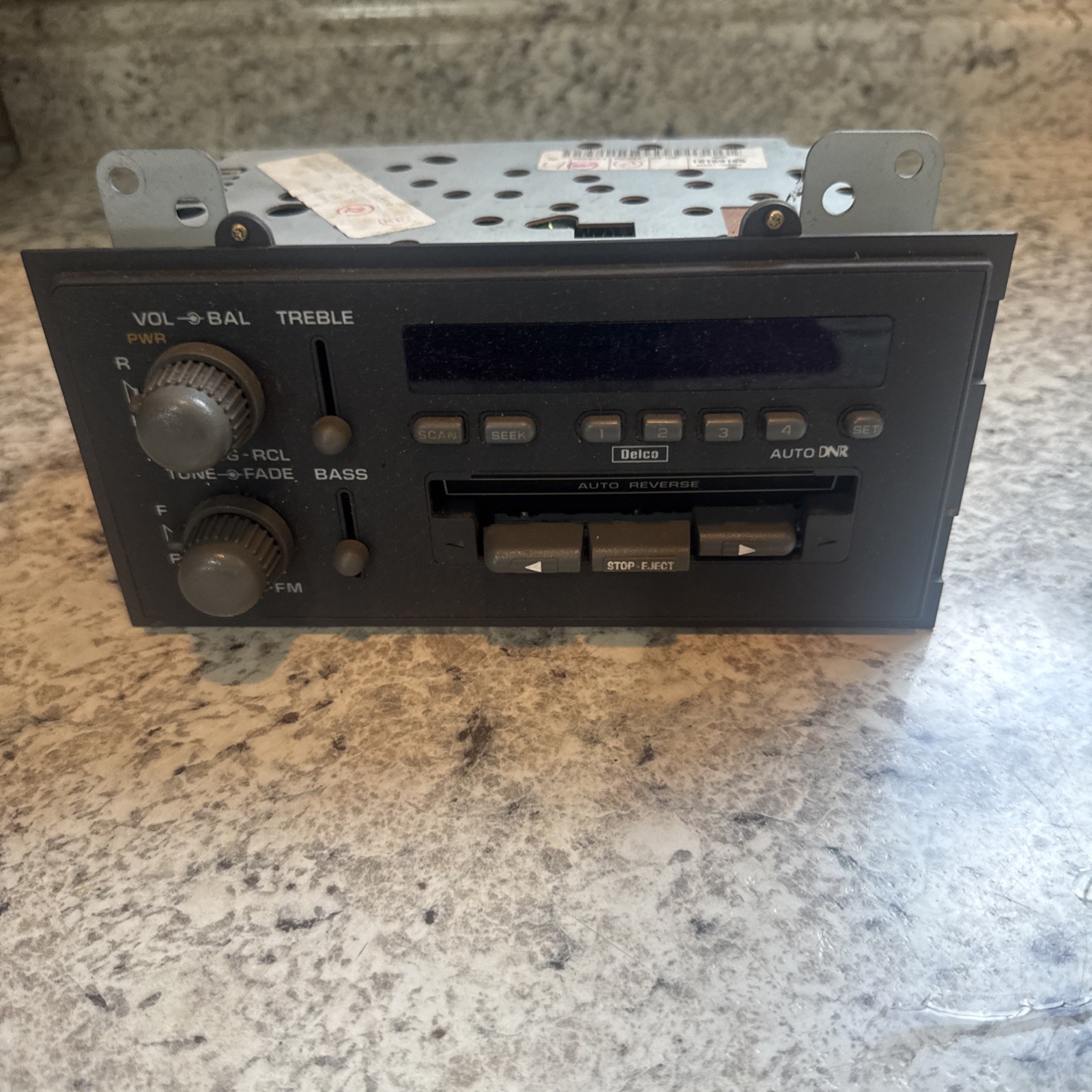 1994 CHEVROLET S10 PICK UP AM FM STEREO CASSETTE RADIO ID- 16169165