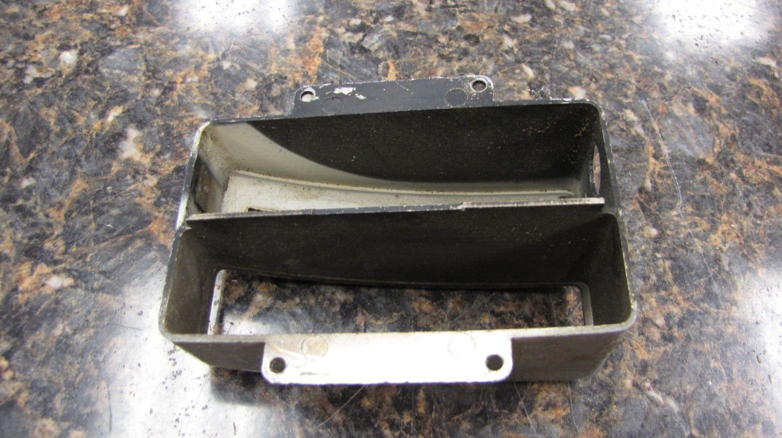 Vintage 1949 1950 Chevrolet Sedan AM PB Car Radio Chrome Face Plate Model #98624