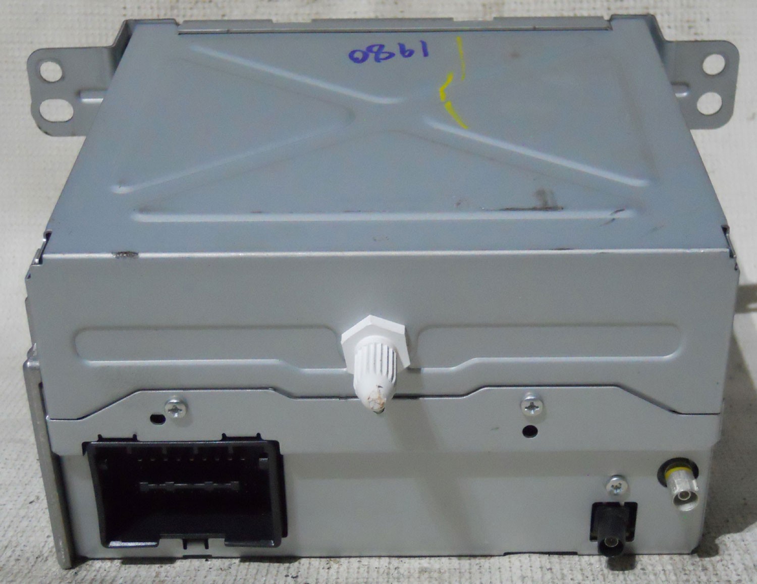 Saab 9-5 2010 Factory Stereo MP3 CD Player Radio XM Ready 20983517