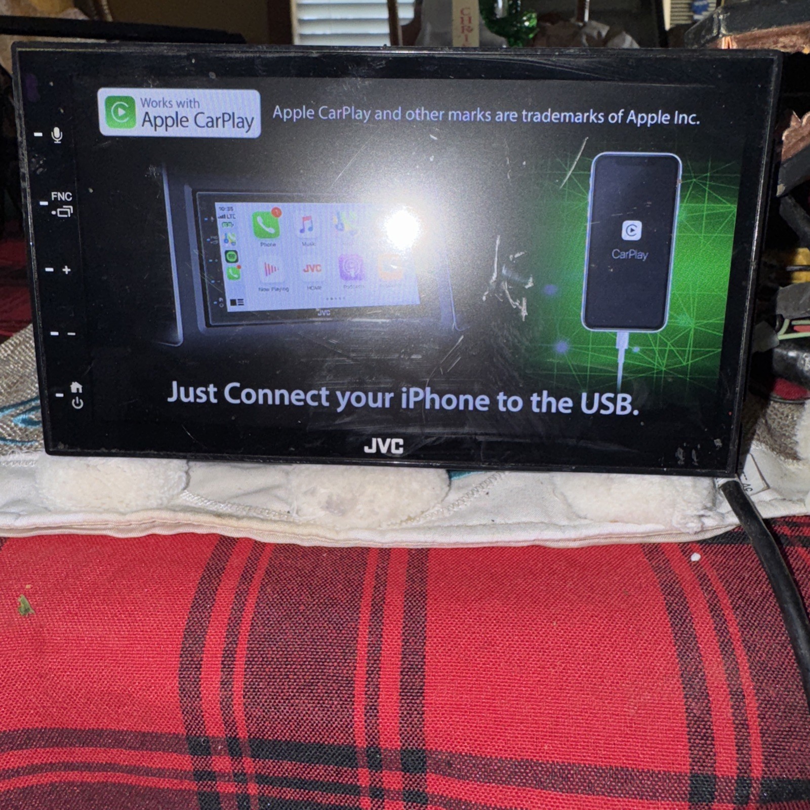 JVC KW-M560BT 6.8″ Bluetooth Digital Media Car Play/Android Receiver+Backup Cam