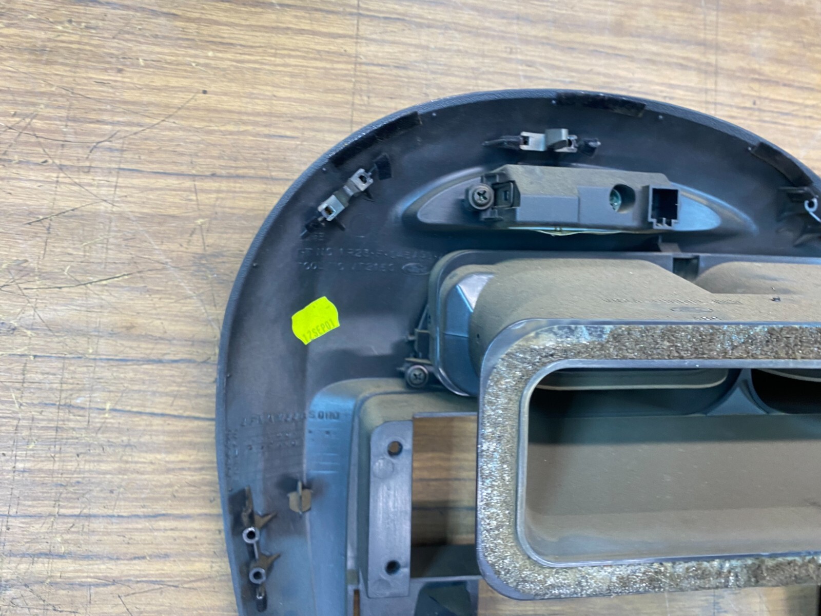 Ford Falcon AU S2,S3 Dash A/C Stereo Control Surround