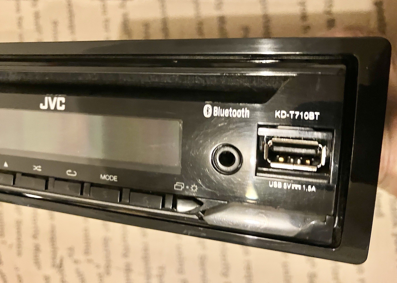 Used JVC KD-T710BT CD Receiver USB AUX Bluetooth Detachable Faceplate RCA