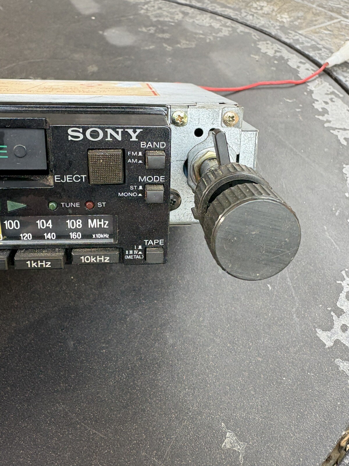 Sony XR-25 Radio FM/AM Cassette Car Stereo (Untested) Old School Two Knob