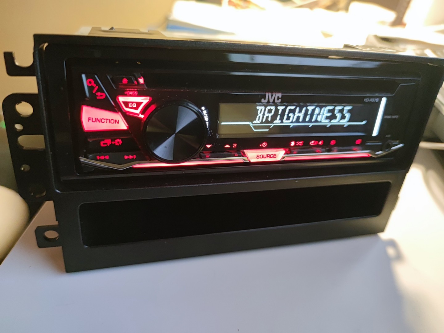 JVC KD-R370 Car Stereo Radio CD MP3 WMA AUX 3.5mm +Extender +Wire Harness Tested