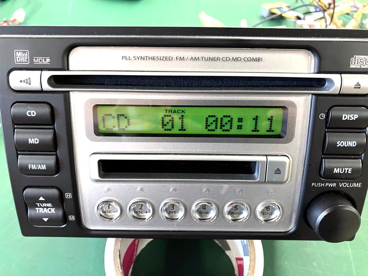 Clarion PS-4079R Double DIN Car Stereo Receiver Tested Working CD MD