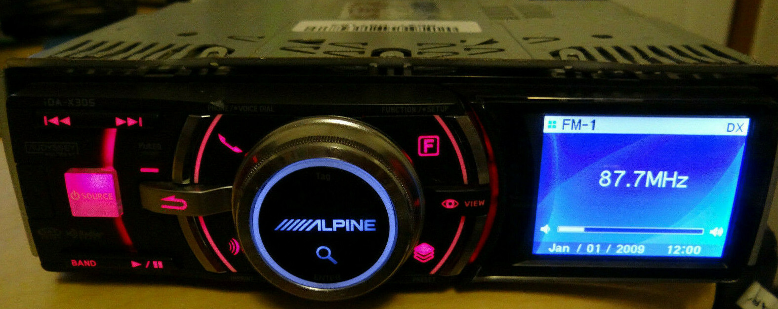 ~Very Nice~ ALPINE IDA-X305 MP3/WMA/AAC Digital Media Receiver 50W x 4 Bluetooth
