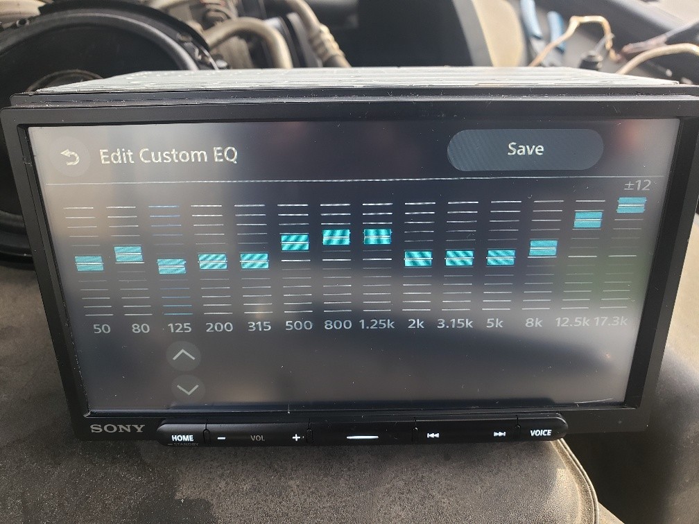 SONY 6.95″ DIGITAL BLUETOOTH MULTIMEDIA RECEIVER XAV-AX4000 CARPLAY/ANDROID