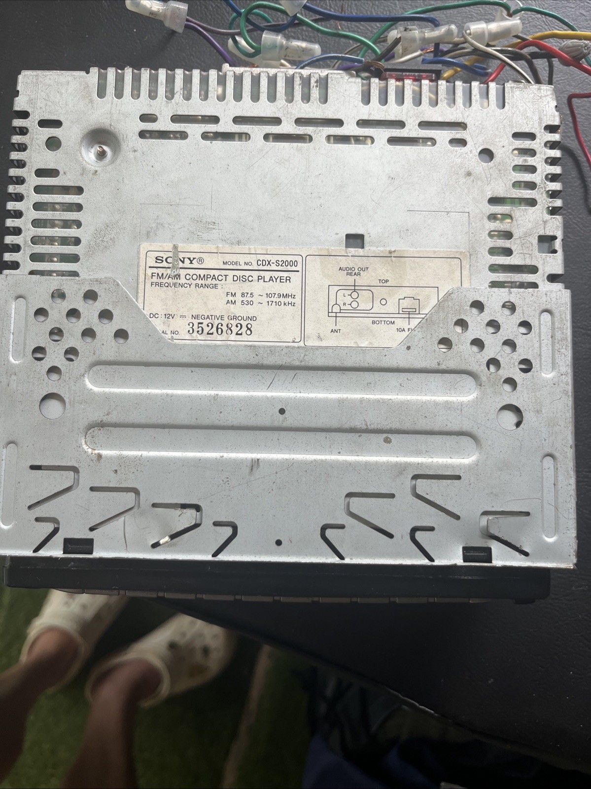 Sony CDX-S2000 Car Stereo with A CD Player Tested and Working