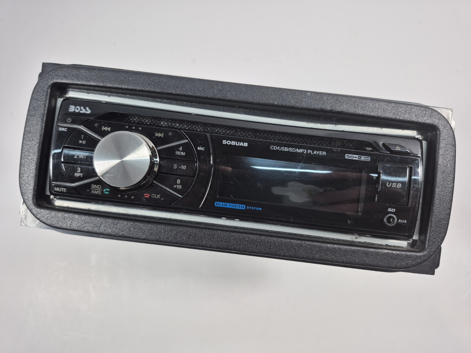 Boss Audio Systems 508UAB Digital Display AM/FM MP3/CD Player – UNTESTED