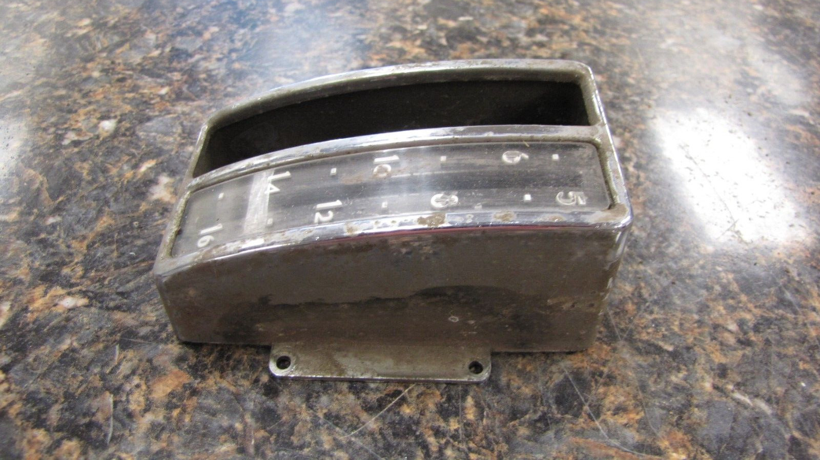 Vintage 1949 1950 Chevrolet Sedan AM PB Car Radio Chrome Face Plate Model #98624