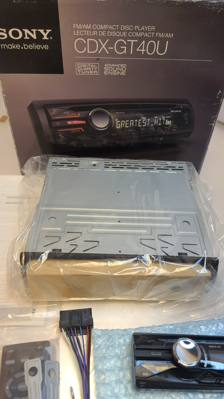 Sony CDX-GT40u FM/AM Compact Disc Player, New