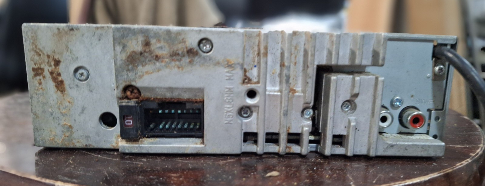Alpine CDE-9843 CD Player In Dash Receiver