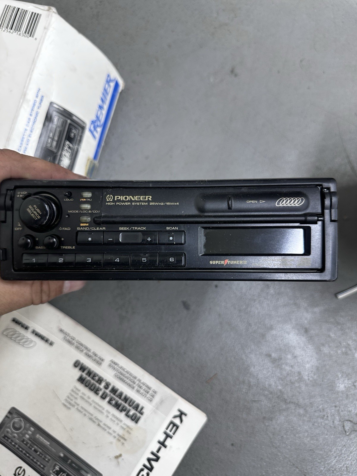 Pioneer Premier KE-300QR Car Stereo For Parts Not Tested