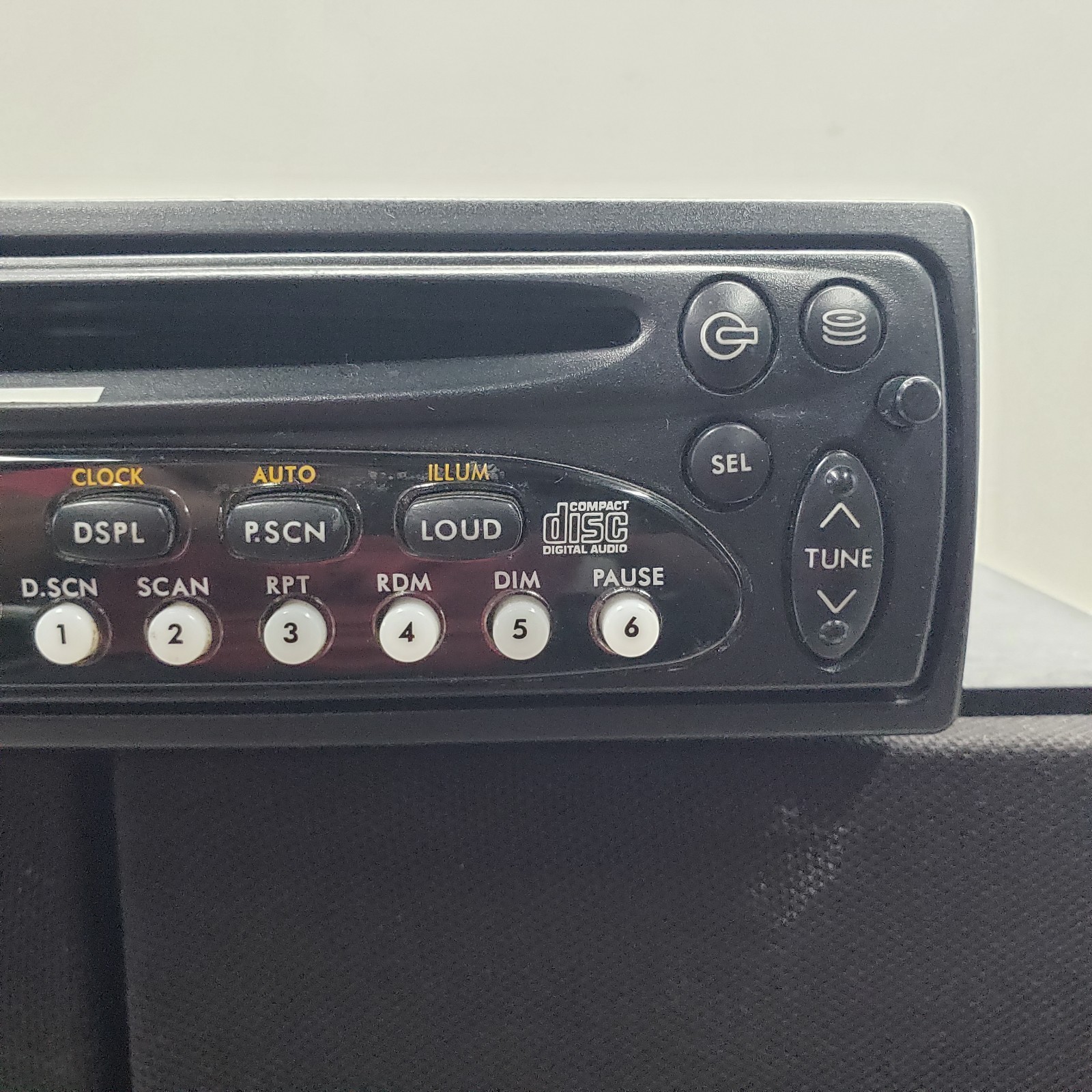 Old School Rockford Fosgate RFX-8102 AM/FM CD Player Detachable Face Car Stereo