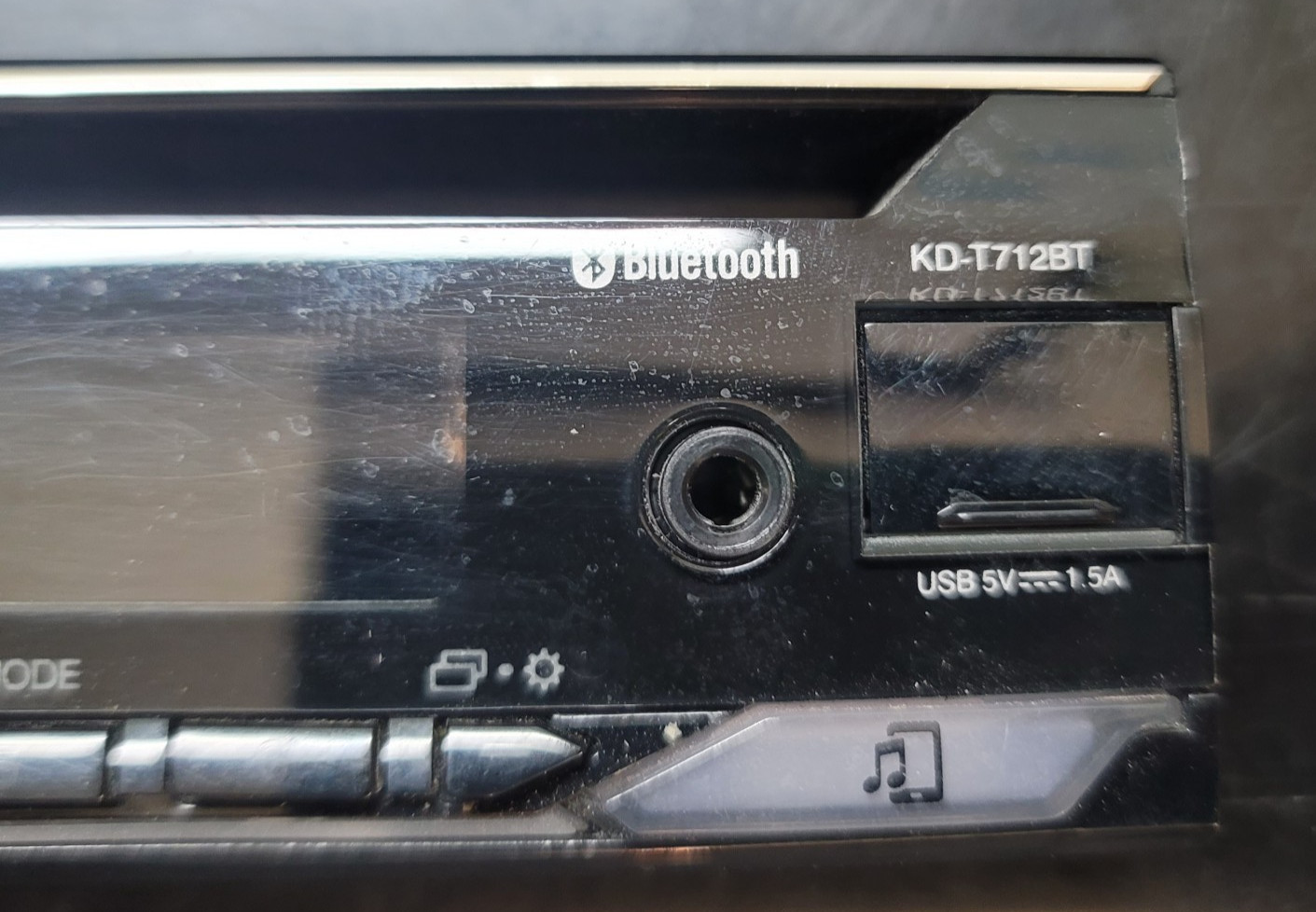 JVC KD-T712BT CD Receiver with Bluetooth / USB / Spotify / FACEPLATE ONLY