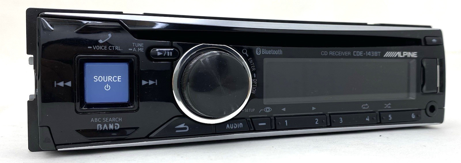 PARTIALLY WORKING ALPINE CDE-143BT CAR STEREO BAD MECHANISM NEEDS REPAIR