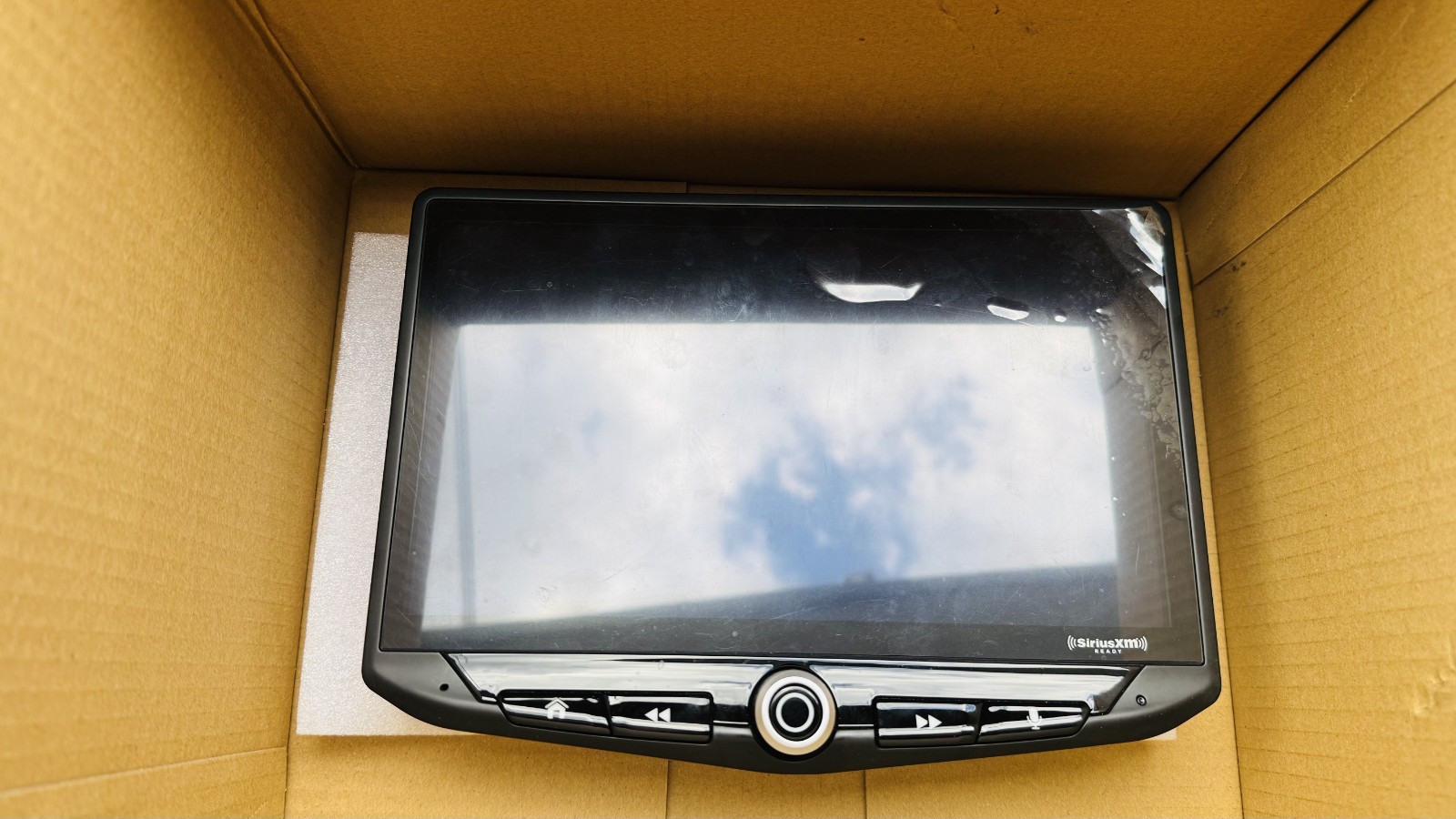 Stinger HEIGH10 2-DIN 10″ Touchscreen Radio Unit – Black (UN1810)
