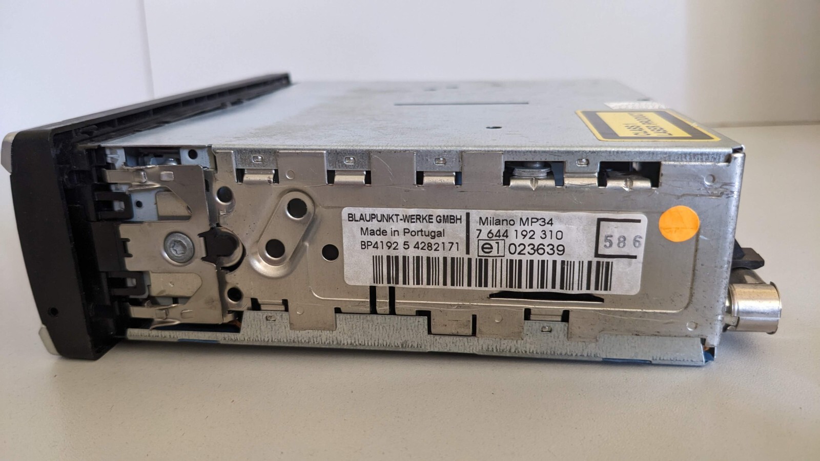 Blaupunkt Milano MP34 7644192310 Original Car Radio CD MP3 Aux-In 4×25 Watt