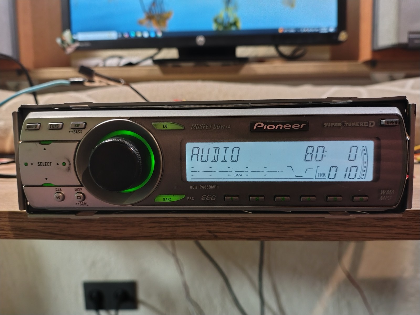 Pioneer DEH P4850MPH Car Stereo CD Receiver Fully Working Great Shape