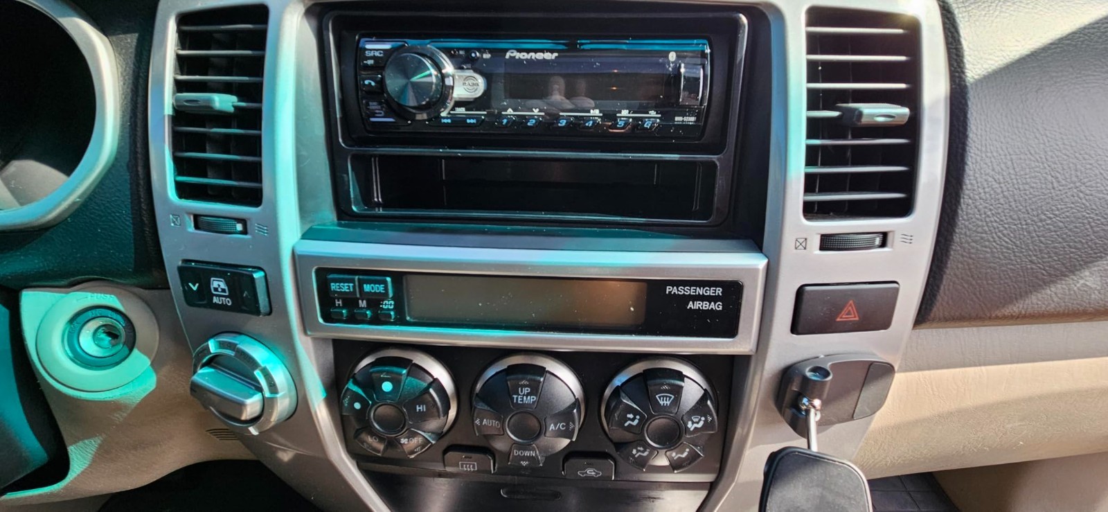 Compact 1-DIN Bluetooth Car Stereo: USB, AM/FM, Advanced Sound Retriever