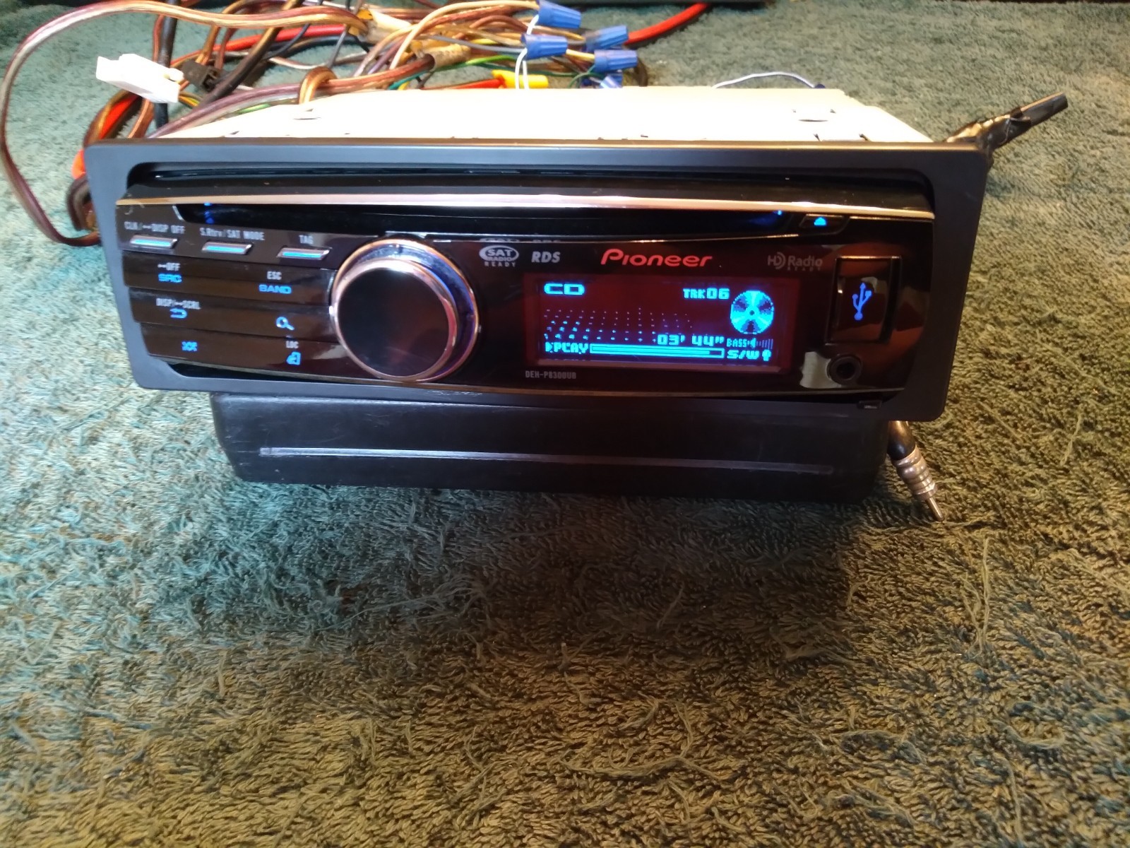 Pioneer DEH-P8300UB, CD /MP3/ USB/RDS Receiver , 200 watts, Tested