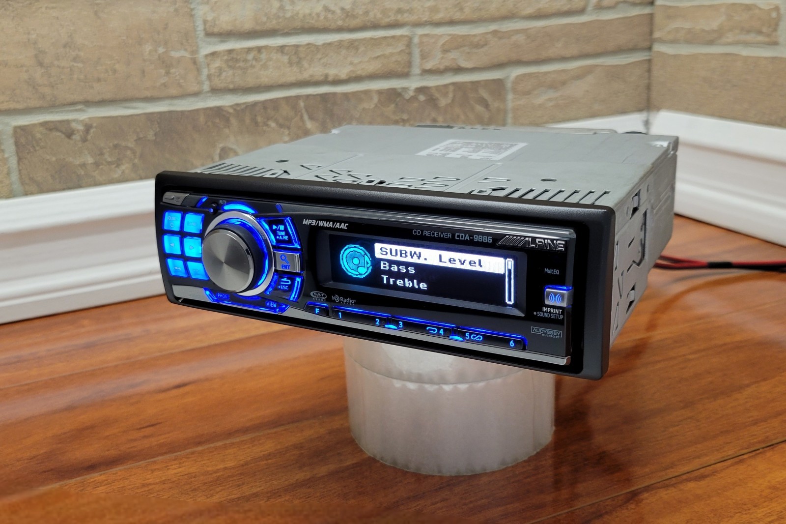 SUPER RARE ALPINE CDA-9886 CD PLAYER with BLUETOOTH adapter, USB and REMOTE