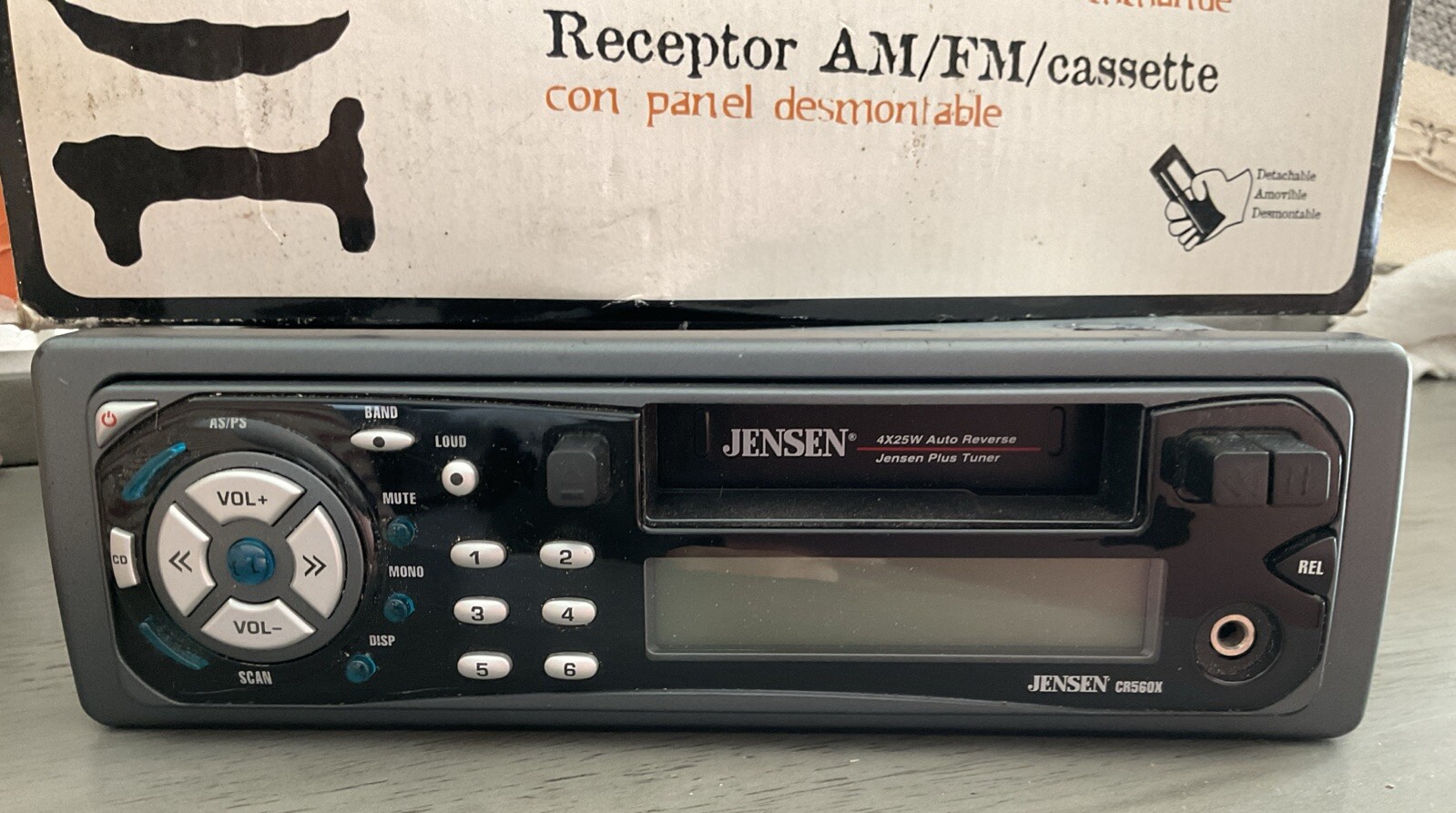 Jensen CR56OX AM/FM Radio Car Cassette Tape Receiver W/ Detachable Face 100 Watt
