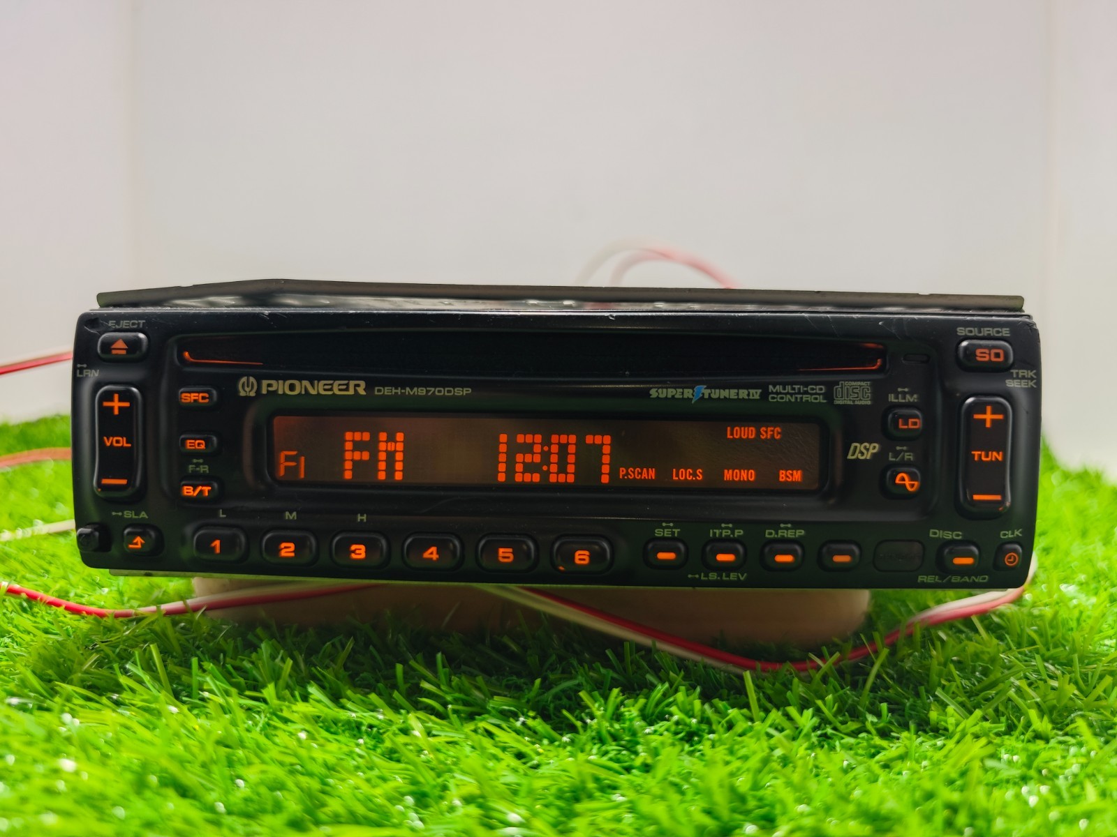 Pioneer DEH-M970DSP Vintage Car Stereo CD Player DSP Tuner Japan W/ Remote Contr