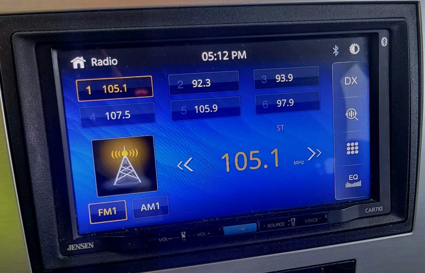 Jensen CAR710X Digital Multimedia Receiver A COND WITH DASH MOUNT AND HARNESS