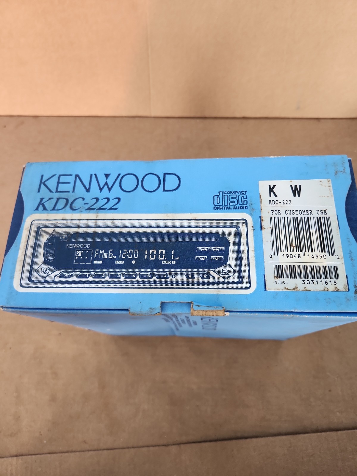 Kenwood KDC-222 Car Stereo Receiver/CD player with mounting sleeve ( New )