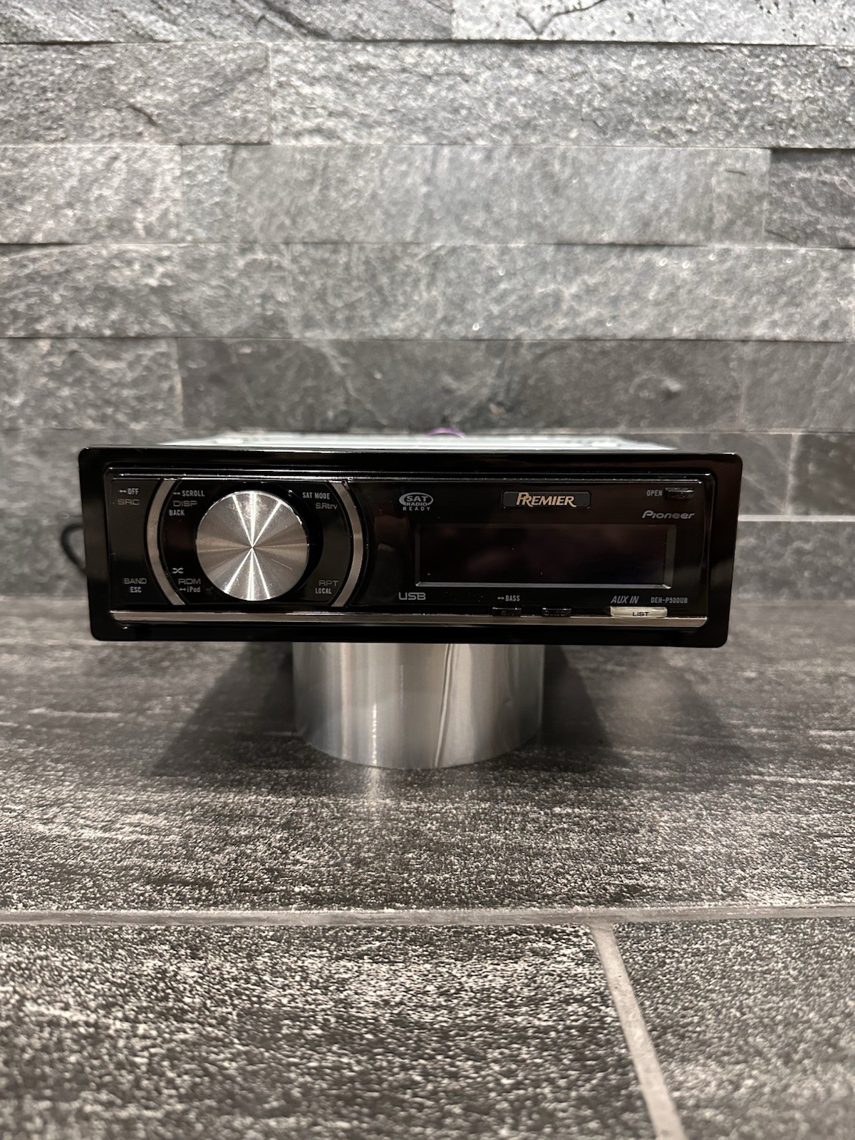 Old School Pioneer Premier DEH-P500UB Tested Working w/ Harness & AUX