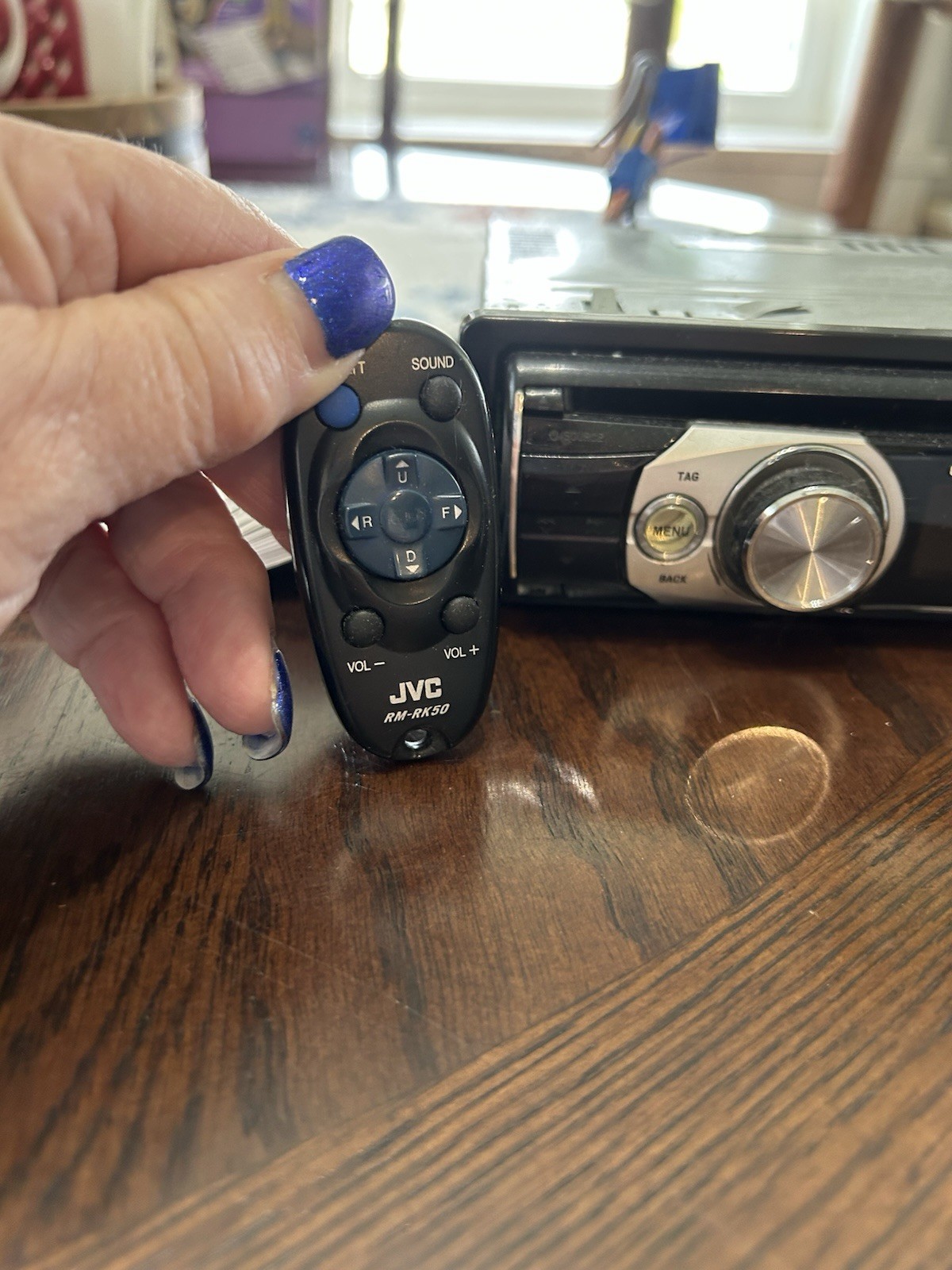 JVC KD-AHD69 HD Radio Cd Player/Receiver W/usb Audio For I Pod/iphone