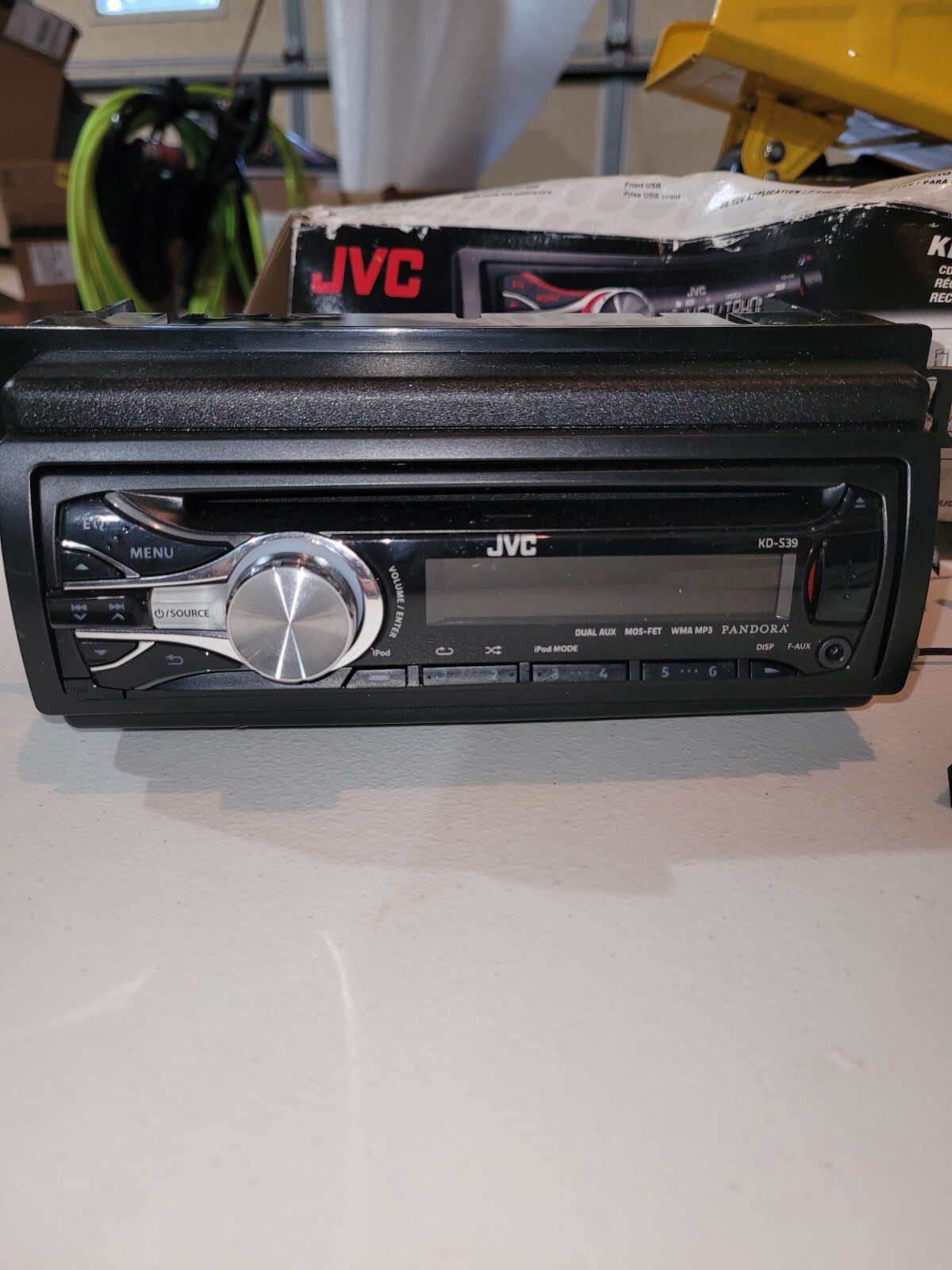 JVC KD-S39 CD Receiver Car Stereo Deck New w/ Harness Original BOX With Remote