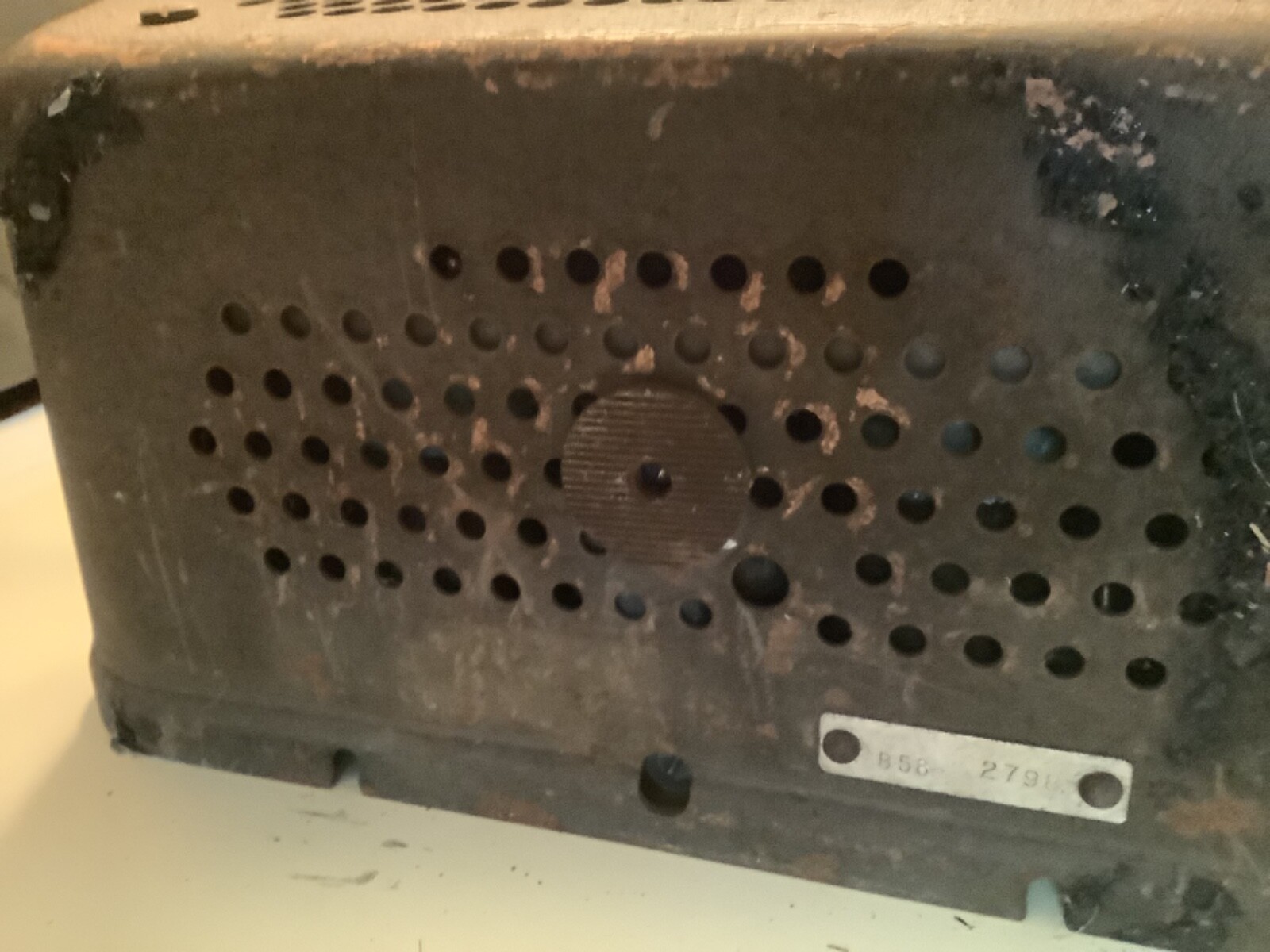 Vintage 1930s – 1950s Super Deluxe Car Radio & Speaker 64873 FOR PARTS OR REPAIR