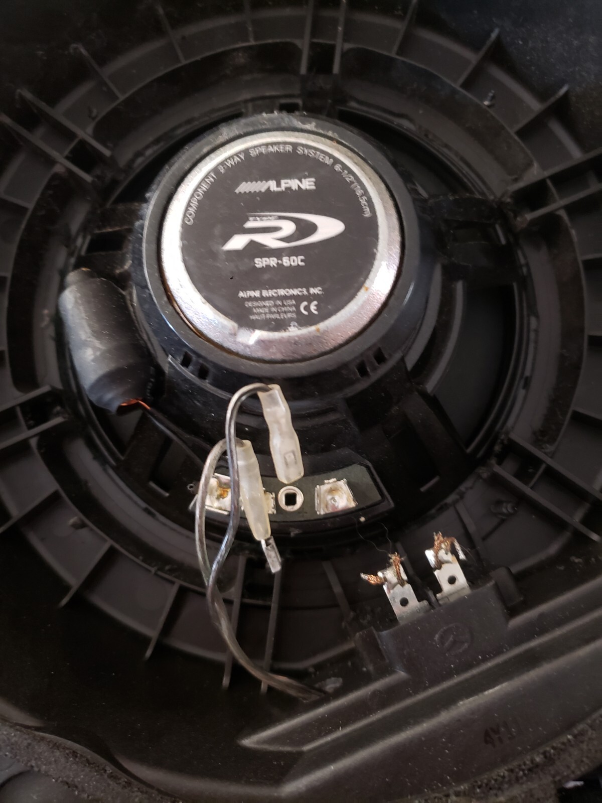Alpine two way speakers with audio processor