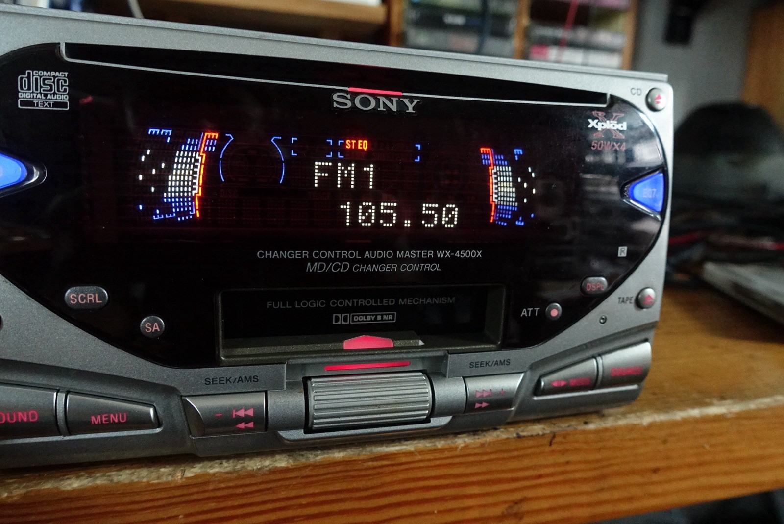 Sony xplode WX-4500x. 2 Dins Cassette/CD/FM/Bluetooth Deck.