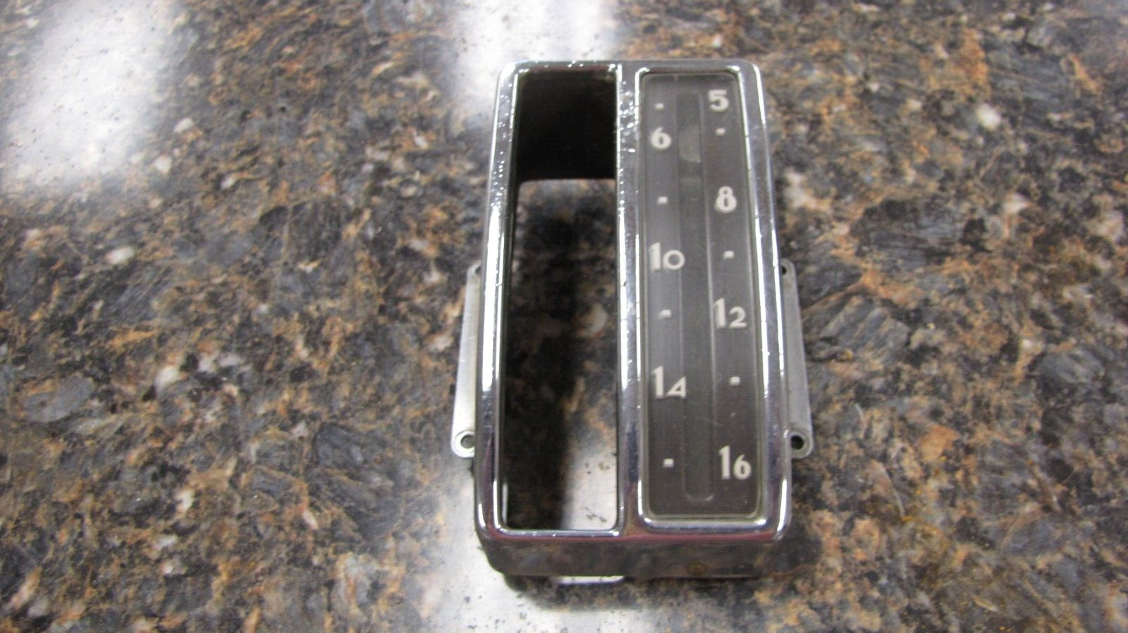 Vintage 1949 1950 Chevrolet Sedan AM PB Car Radio Chrome Face Plate Model #98624